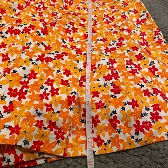 Liz Claiborne Skorts Floral Sz 6 Petite Skirt/Short Woman’s - Picture 11 of 11